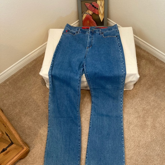 Not my daughters jeans - Picture 2 of 3